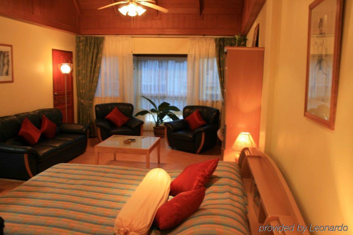 Aquarius Gay Guesthouse & Sauna Patong Room photo
