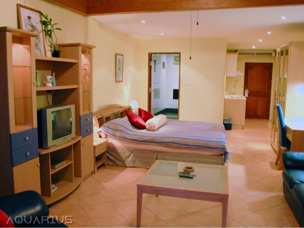 Aquarius Gay Guesthouse & Sauna Patong Exterior photo